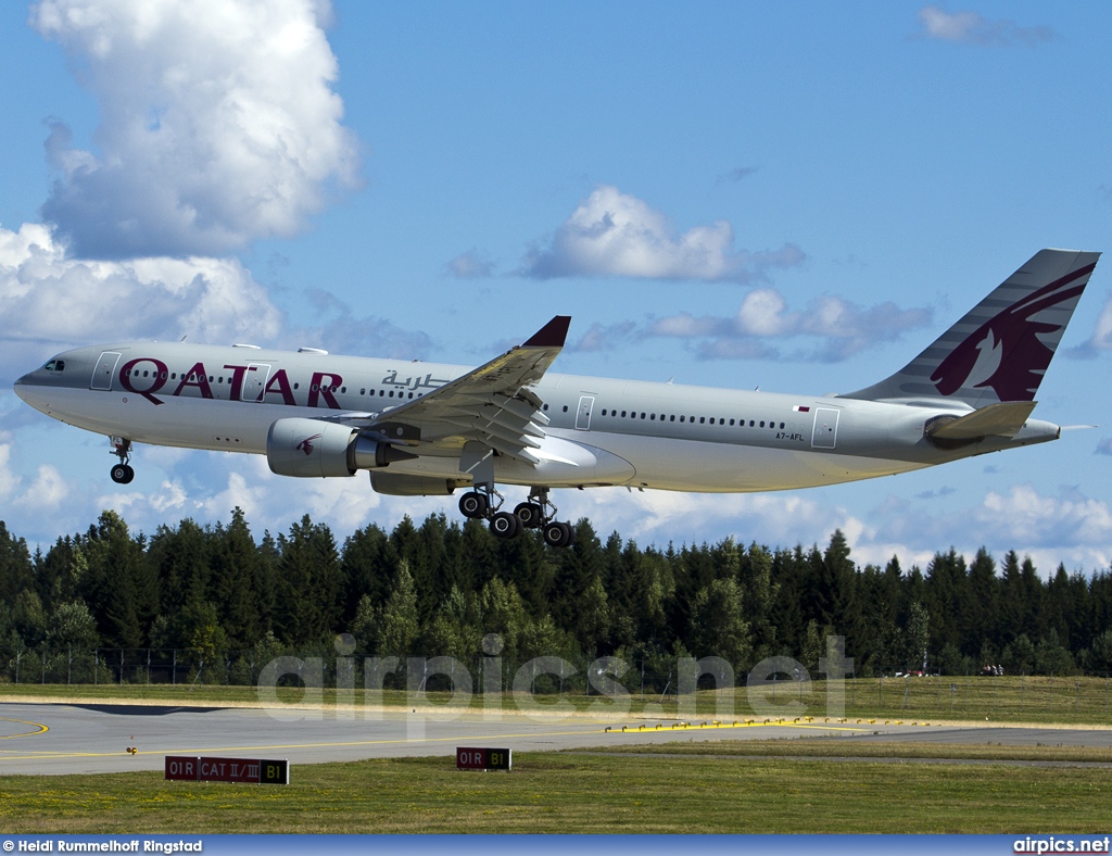 A7-AFL, Airbus A330-200, Qatar Airways