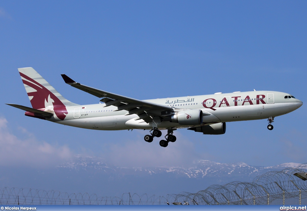 A7-AFP, Airbus A330-200, Qatar Airways