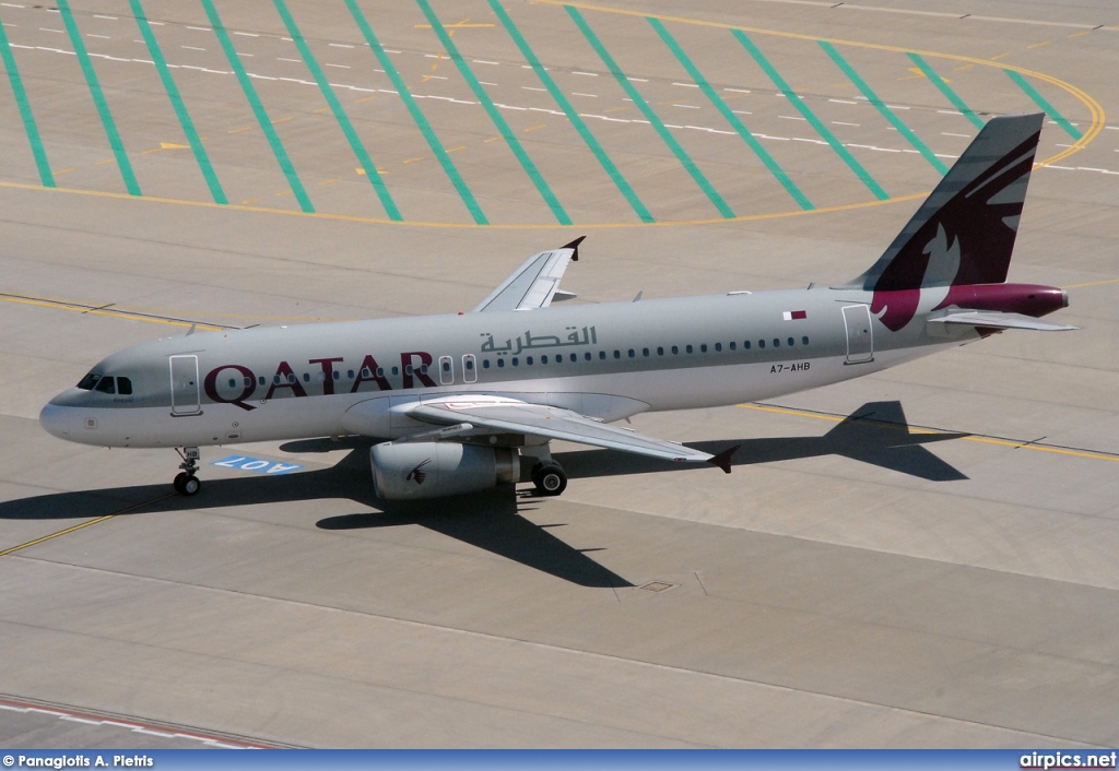 A7-AHB, Airbus A320-200, Qatar Airways