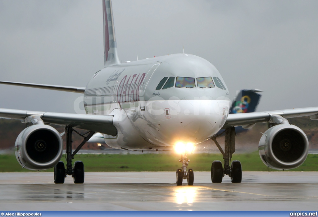 A7-AHF, Airbus A320-200, Qatar Airways