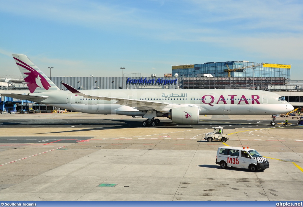 A7-ALB, Airbus A350-900, Qatar Airways