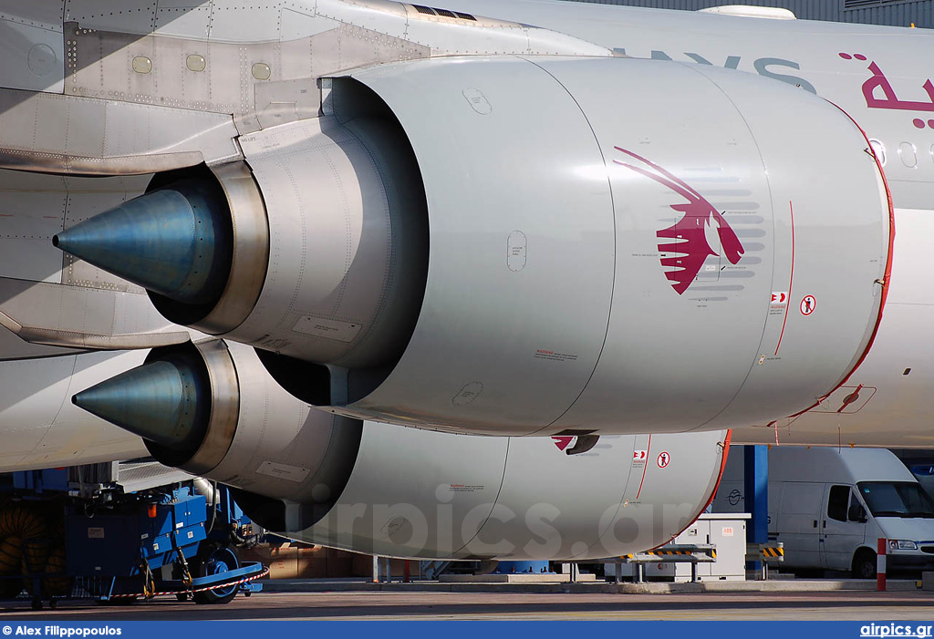 A7-HHH, Airbus A340-500, Qatar Airways