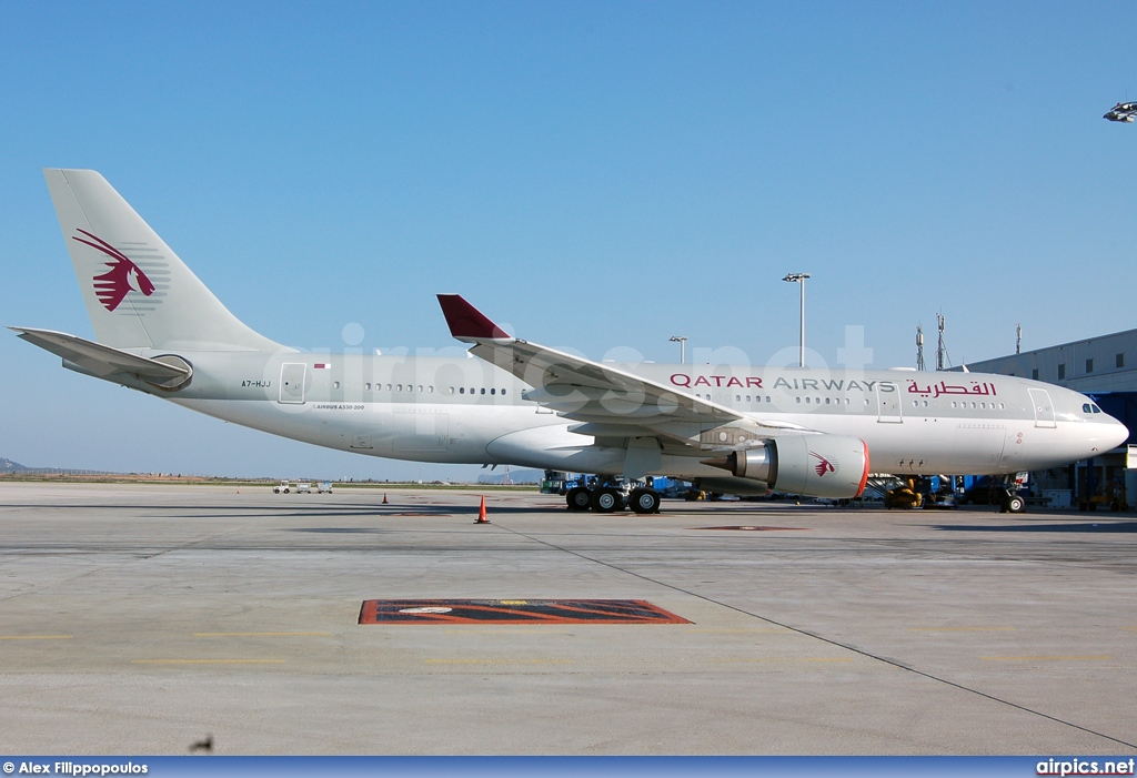 A7-HJJ, Airbus A330-200, Qatar Airways