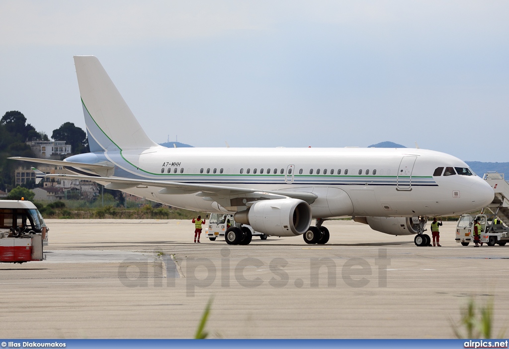 A7-MHH, Airbus A319-100CJ, Qatar Amiri Flight