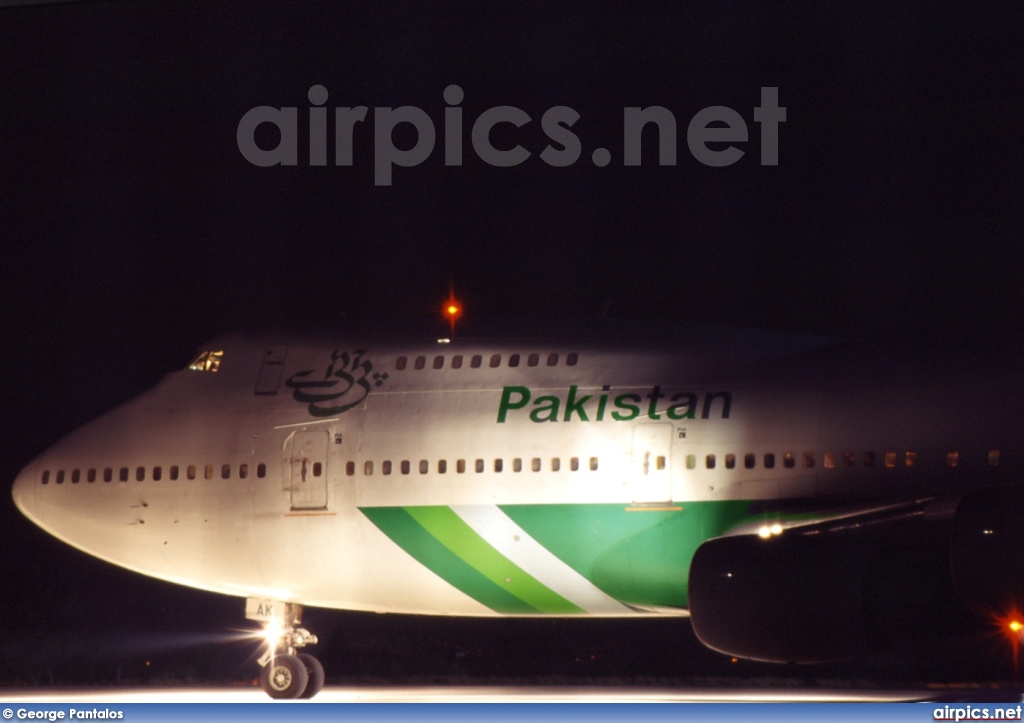 AP-BAK, Boeing 747-200BM, Pakistan International Airlines (PIA)