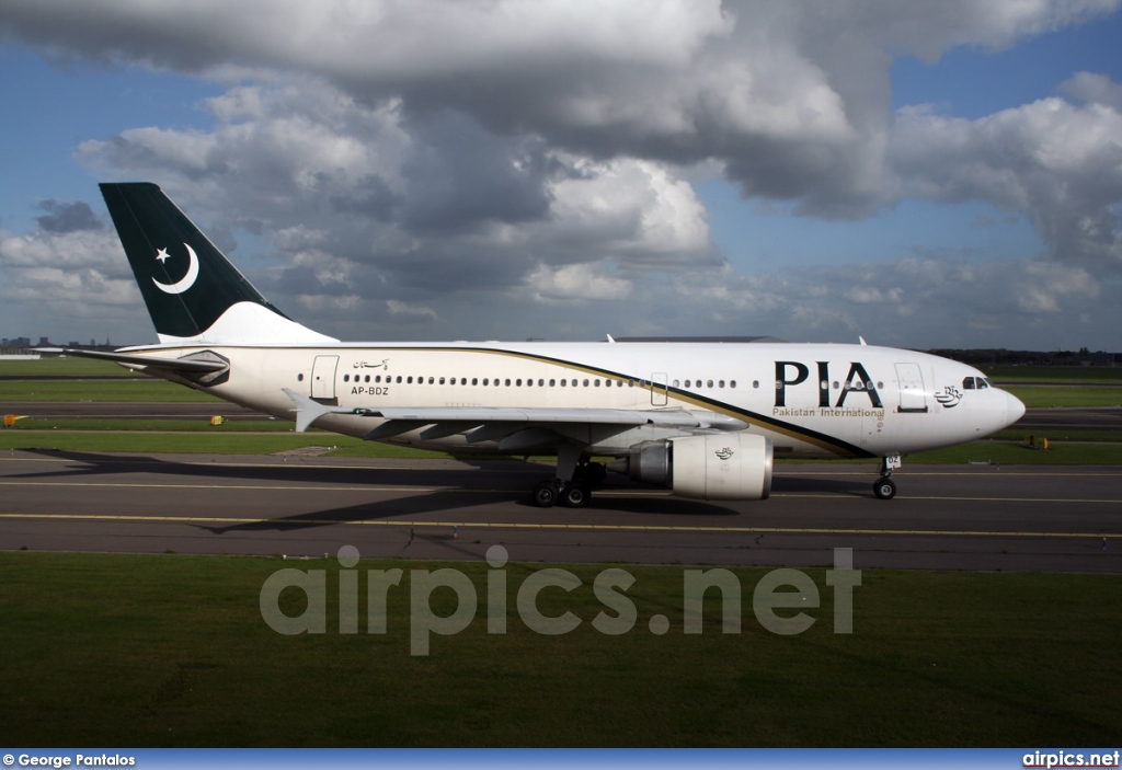 AP-BDZ, Airbus A310-300, Pakistan International Airlines (PIA)