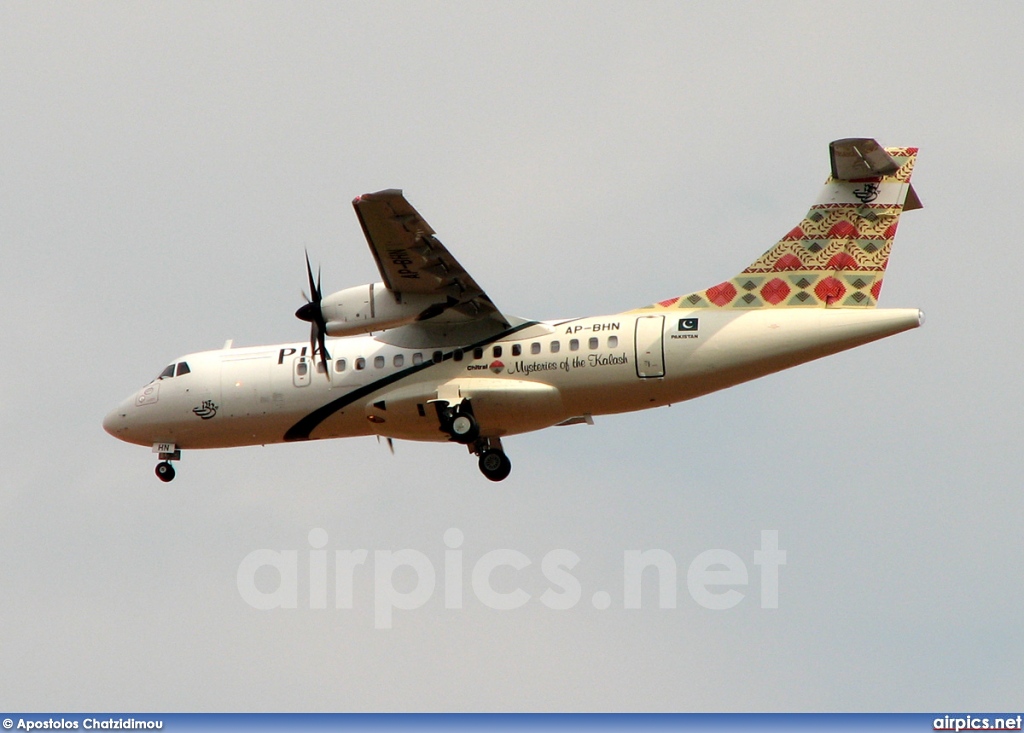 AP-BHN, ATR 42-500, Pakistan International Airlines (PIA)