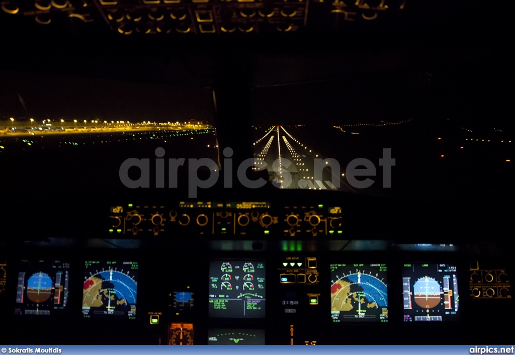 Airbus A320-200, Aegean Airlines