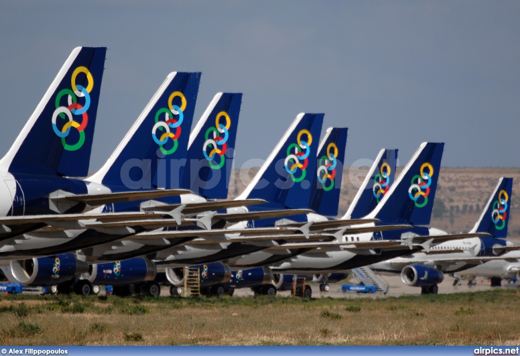 Airbus A320-200, Olympic Air