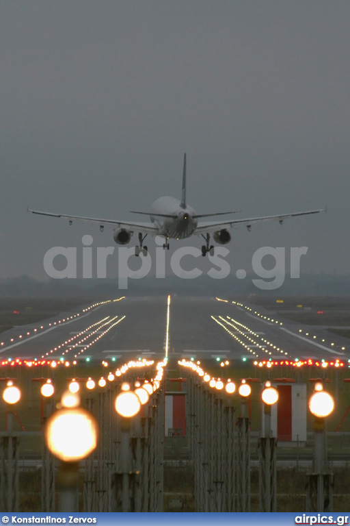 Airbus A321-200, Scandinavian Airlines System (SAS)