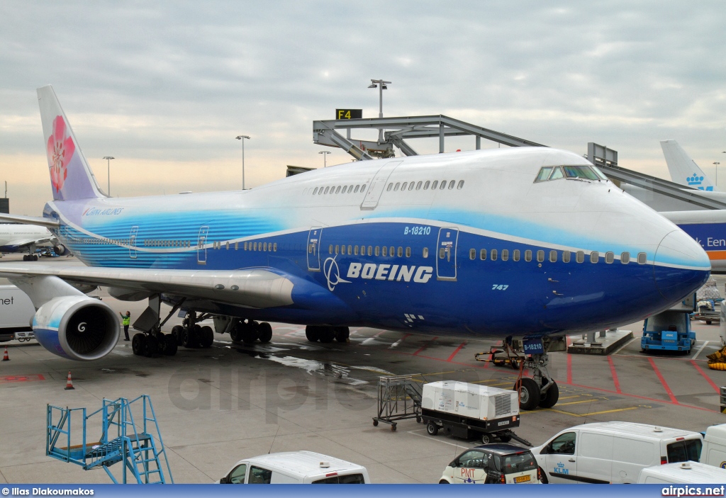 B-18210, Boeing 747-400, China Airlines