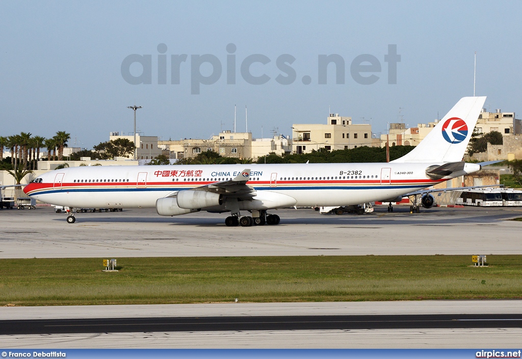 B-2382, Airbus A340-300, China Eastern