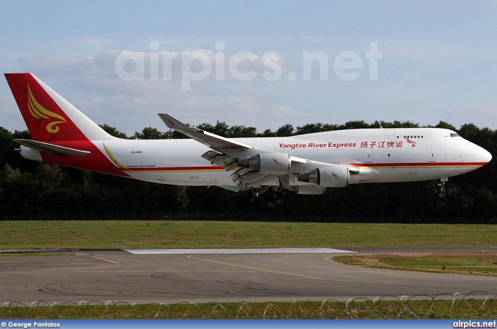 B-2432, Boeing 747-400(BCF), Yangtze River Express