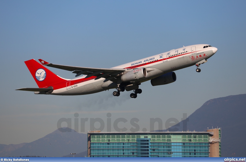 B-6518, Airbus A330-200, Sichuan Airlines