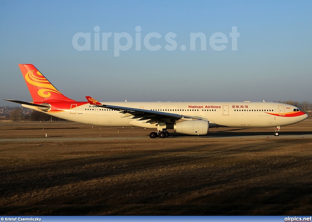 B-6520, Airbus A330-300, Hainan Airlines