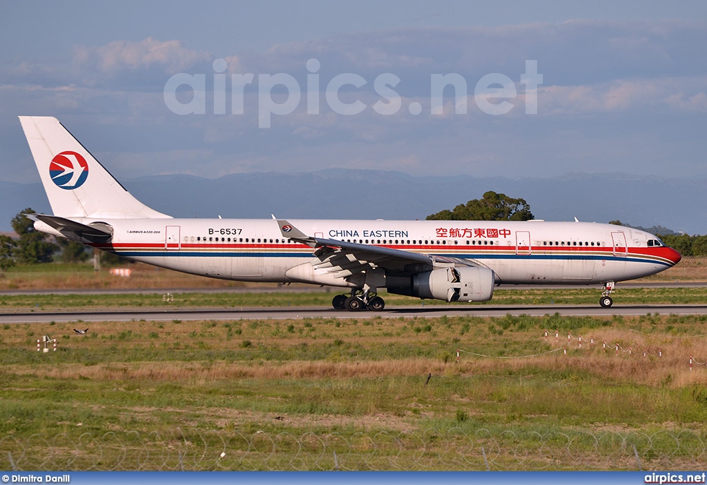 B-6537, Airbus A330-200, China Eastern