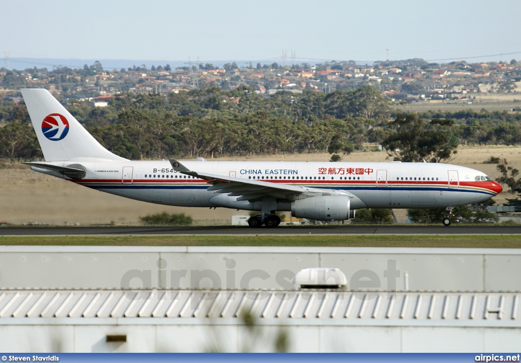 B-6543, Airbus A330-200, China Eastern