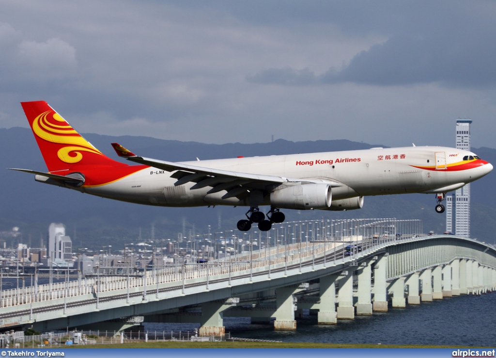 B-LNX, Airbus A330-200F, Hong Kong Airlines