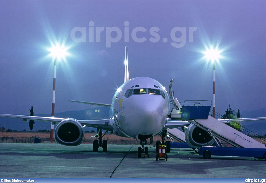 Boeing 737-300, Astraeus