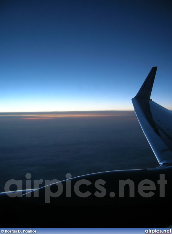 Boeing 737-700, SkyEurope