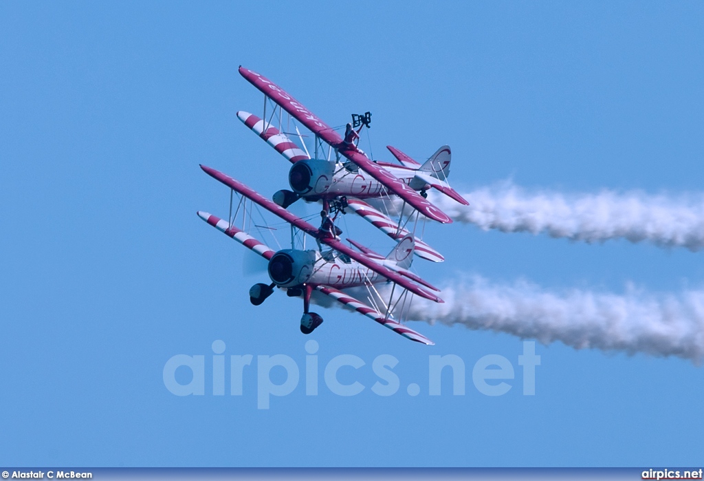 Boeing-Stearman PT-17 Kaydet, Team Guinot