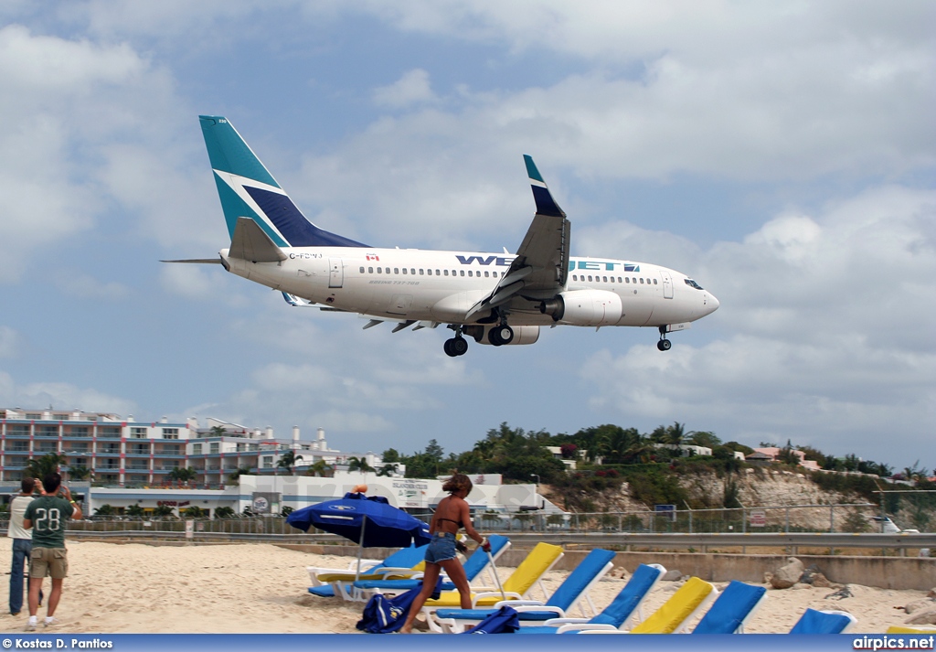 C-FBWJ, Boeing 737-700, WestJet