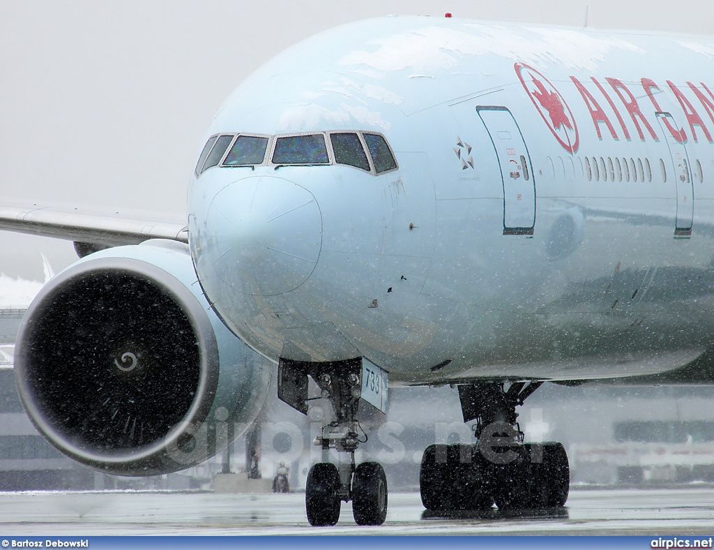 C-FITW, Boeing 777-300ER, Air Canada