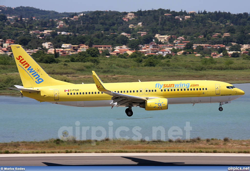 C-FYUH, Boeing 737-800, Sunwing Airlines