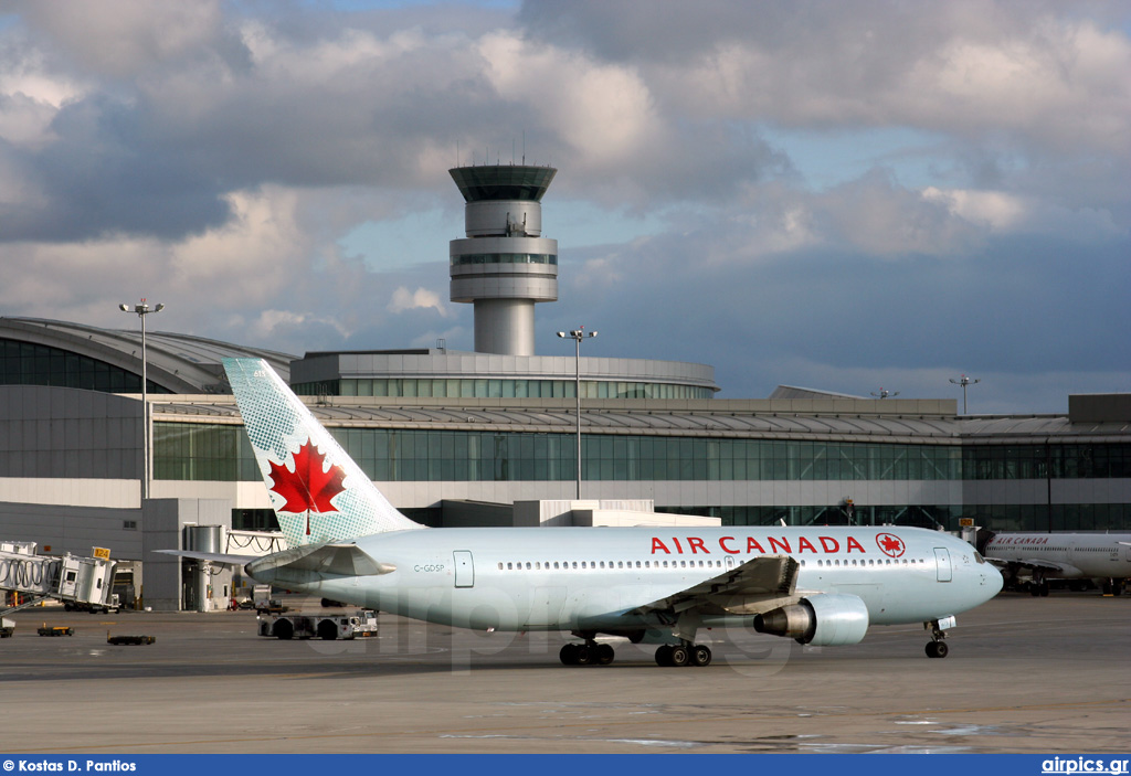 C-GDSP, Boeing 767-200ER, Air Canada