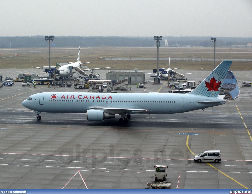 C-GDUZ, Boeing 767-300ER, Air Canada