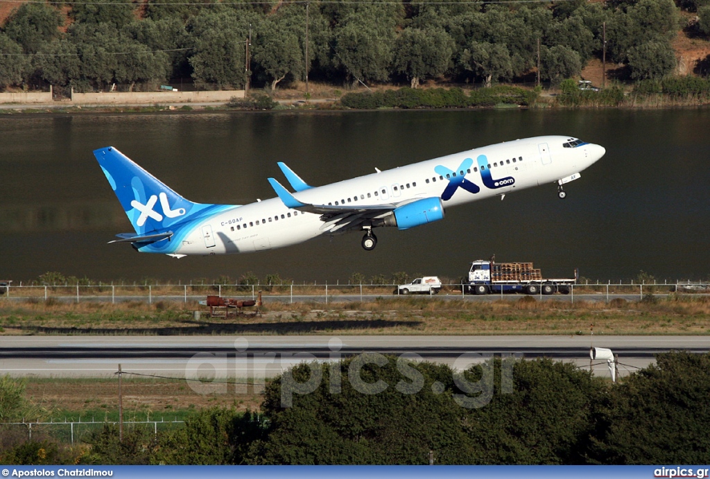 C-GOAF, Boeing 737-800, XL Airways