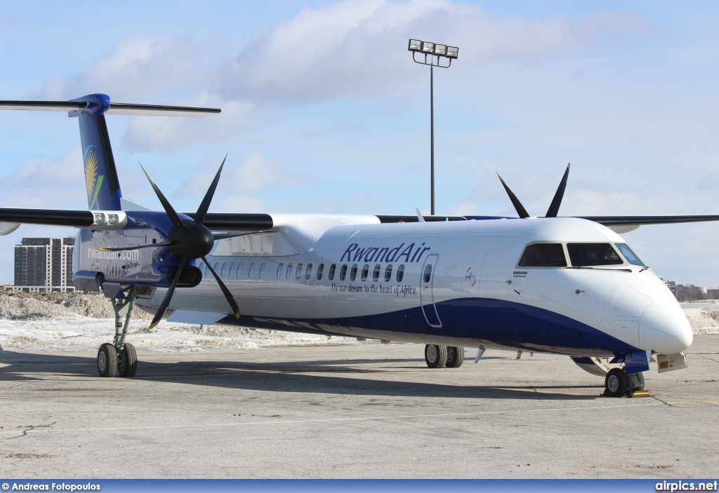 C-GXKR, De Havilland Canada DHC-8-400Q Dash 8, Rwandair