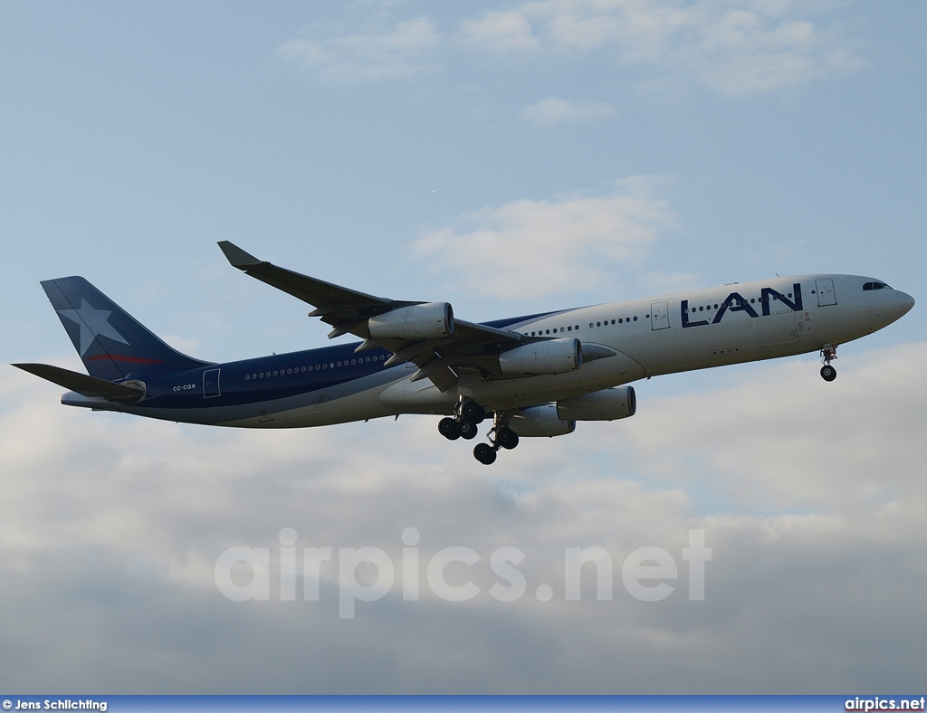 CC-CQA, Airbus A340-300, Lan Airline