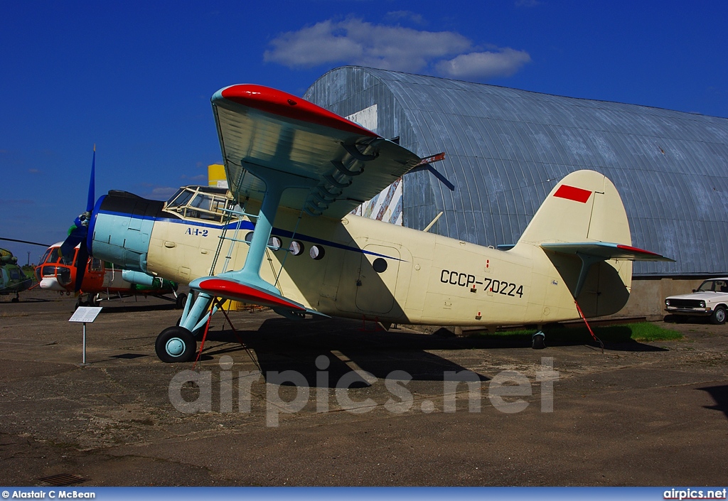 CCCP-70224, Antonov An-2, Untitled