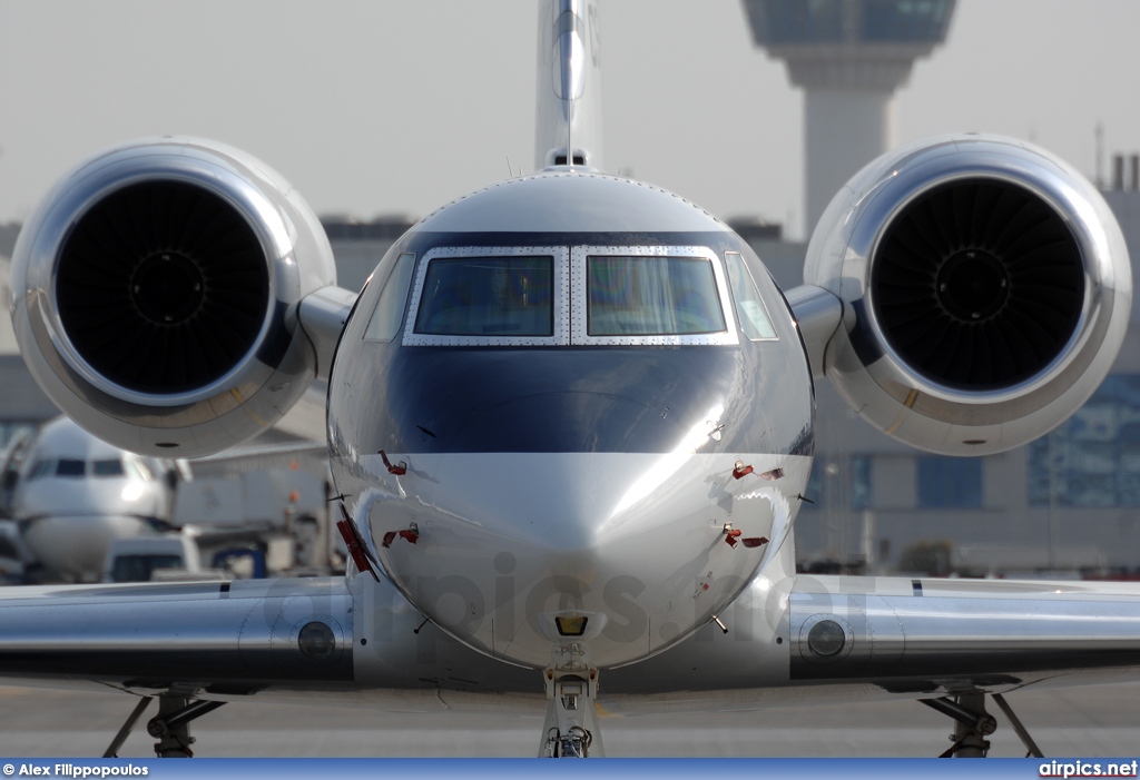 CS-DKK, Gulfstream G550, NetJets Europe