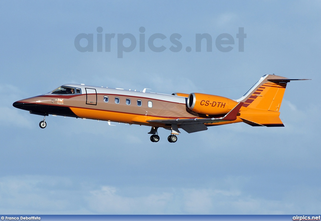 CS-DTH, Bombardier Learjet 60, Private