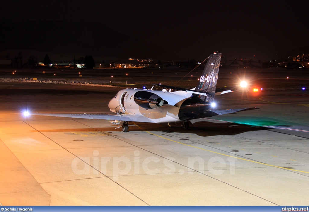 CS-DTX, Cessna 560-Citation XL, Private