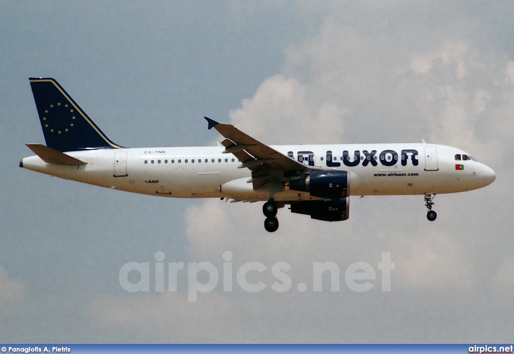 CS-TNB, Airbus A320-200, Air Luxor