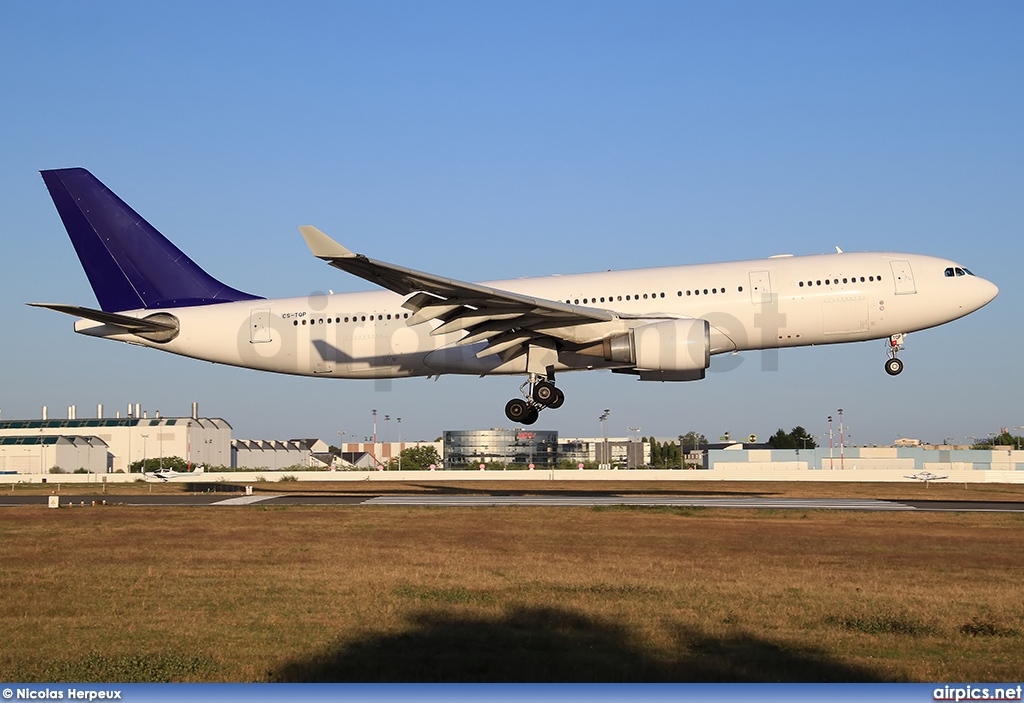 CS-TQP, Airbus A330-200, Hi Fly
