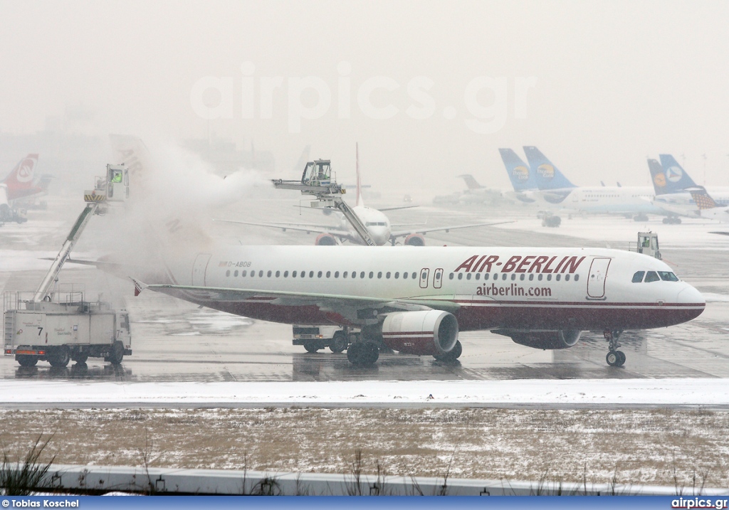 D-ABDB, Airbus A320-200, Air Berlin