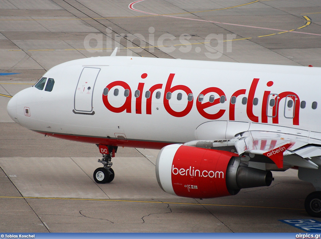 D-ABDC, Airbus A320-200, Air Berlin