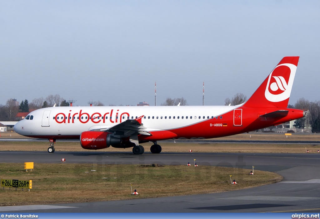 D-ABDQ, Airbus A320-200, Air Berlin