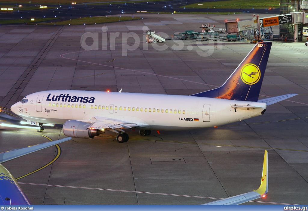 D-ABED, Boeing 737-300, Lufthansa