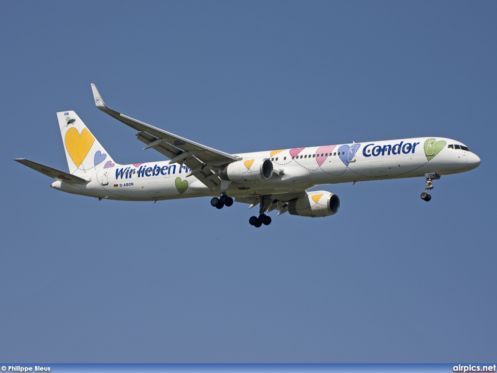 D-ABON, Boeing 757-300, Condor Airlines