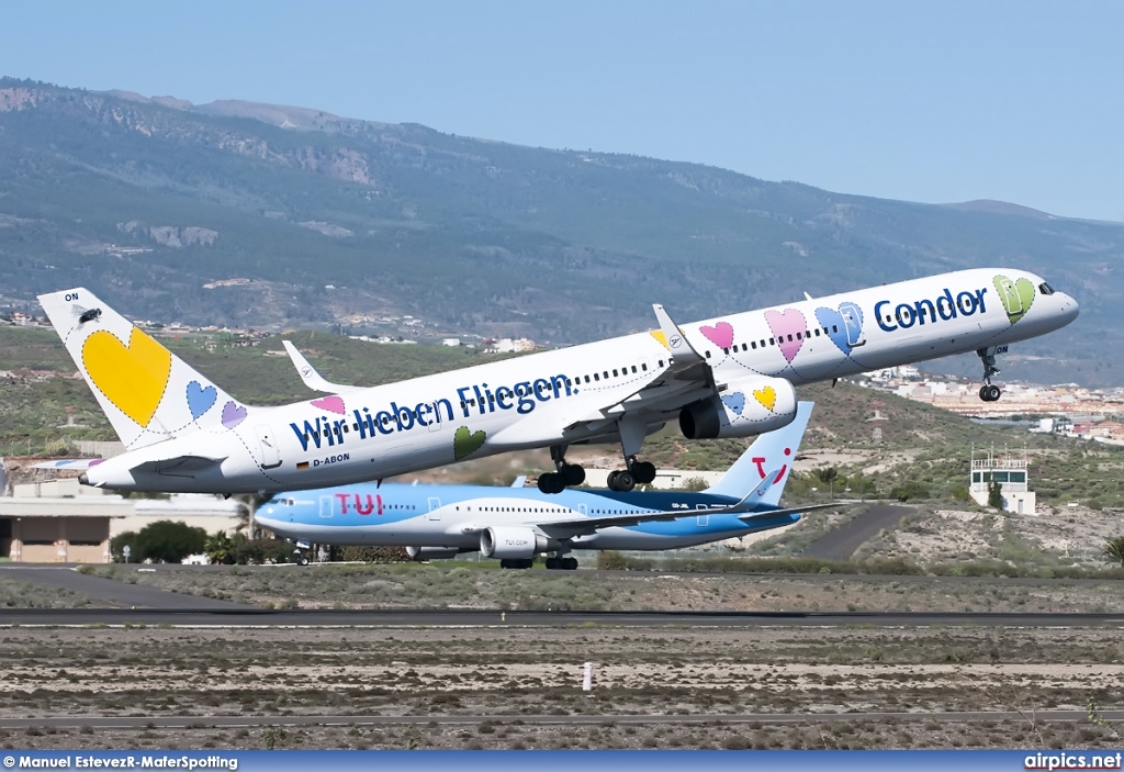 D-ABON, Boeing 757-300, Condor Airlines