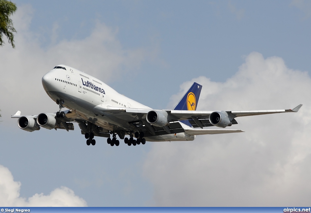 D-ABTF, Boeing 747-400M, Lufthansa