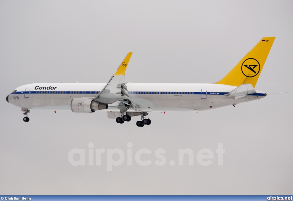 D-ABUM, Boeing 767-300ER, Condor Airlines