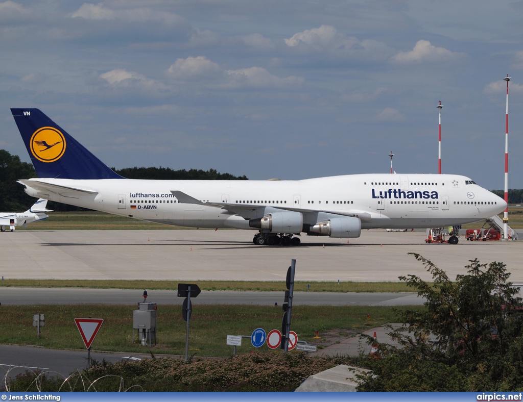 D-ABVN, Boeing 747-400, Lufthansa