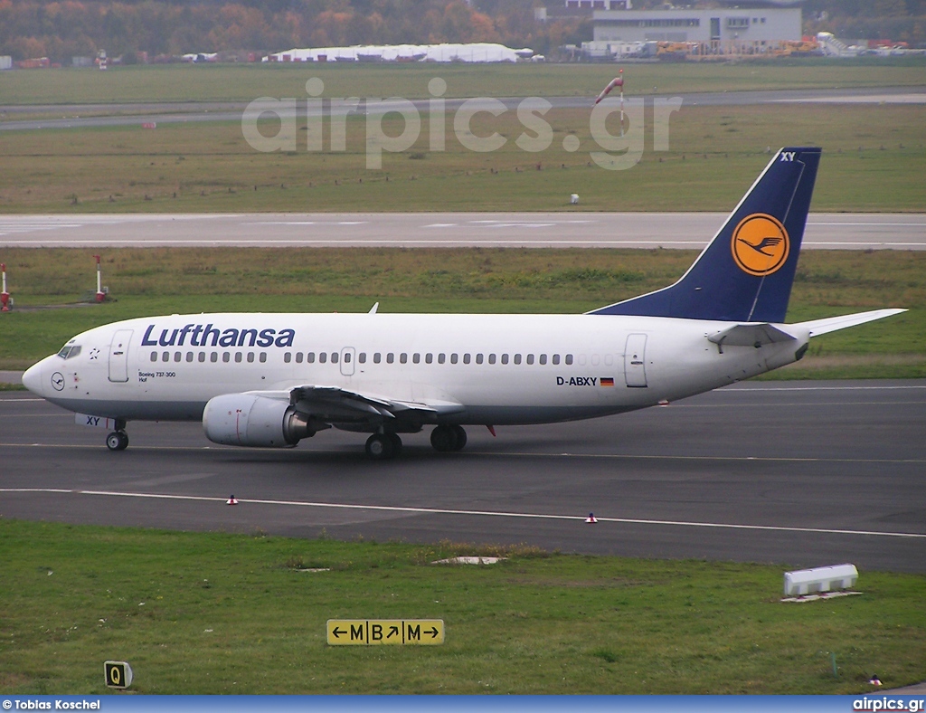 D-ABXY, Boeing 737-300, Lufthansa