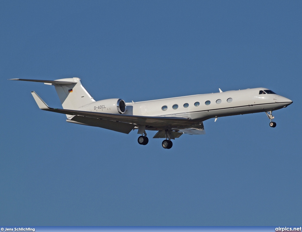 D-ADCL, Gulfstream G550, Untitled